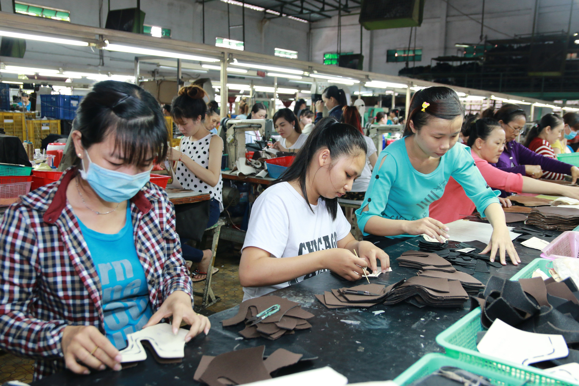 Ai được trả lương cao hơn ít nhất 7% mức lương tối thiểu vùng?