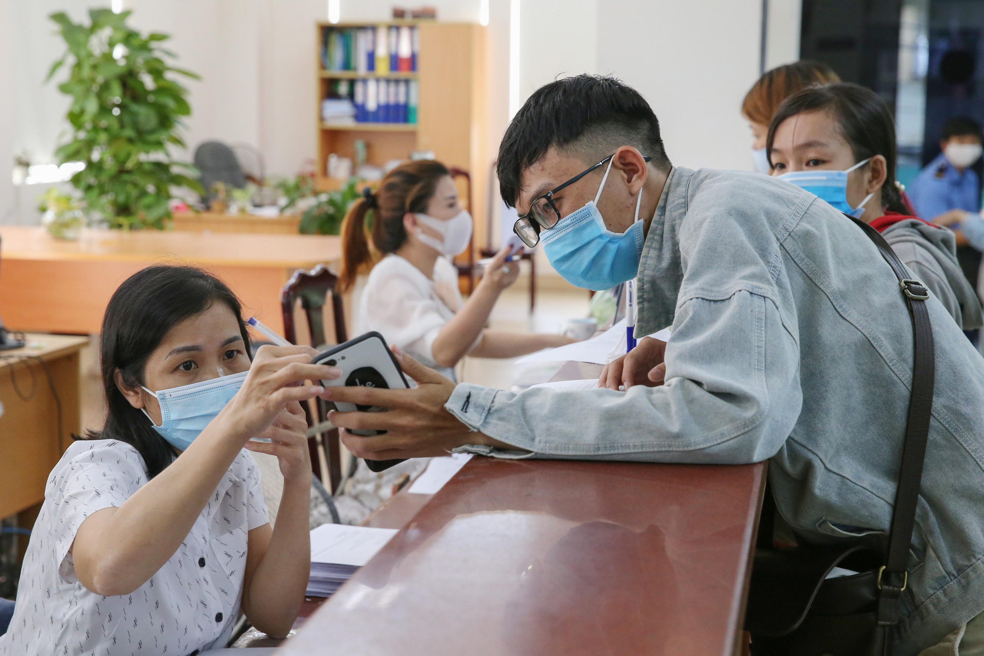 "Trực tuyến hóa", người dân và nhà nước đều lợi