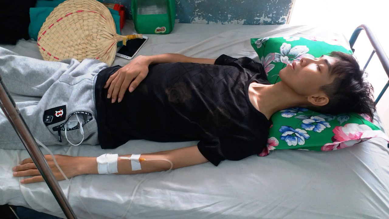 Thủ khoa trường y con nhà nghèo mắc ung thư máu cần giúp đỡ