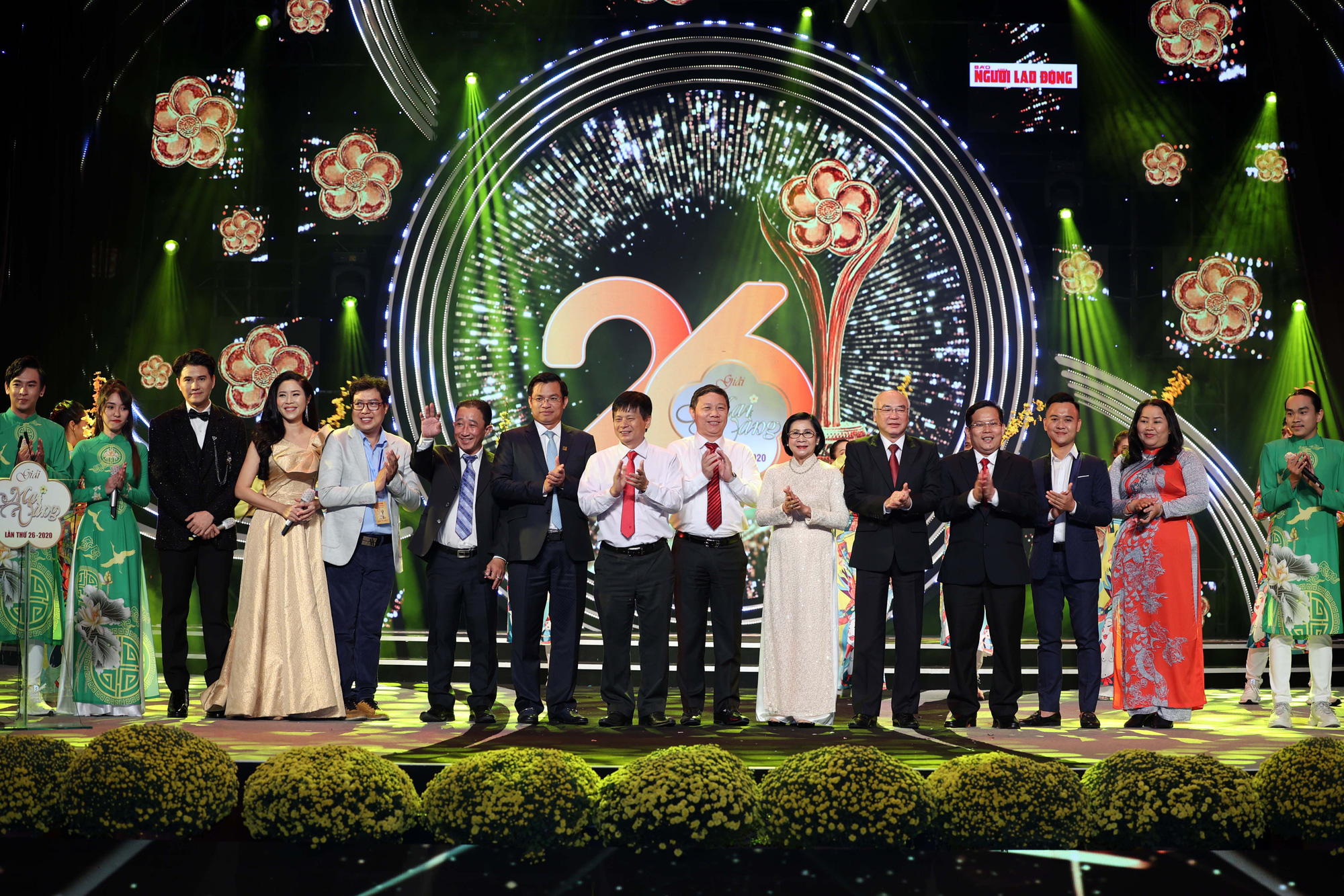 To&agrave;n cảnh Lễ trao Giải Mai V&agrave;ng lần thứ 26-2020 - Ảnh 2.