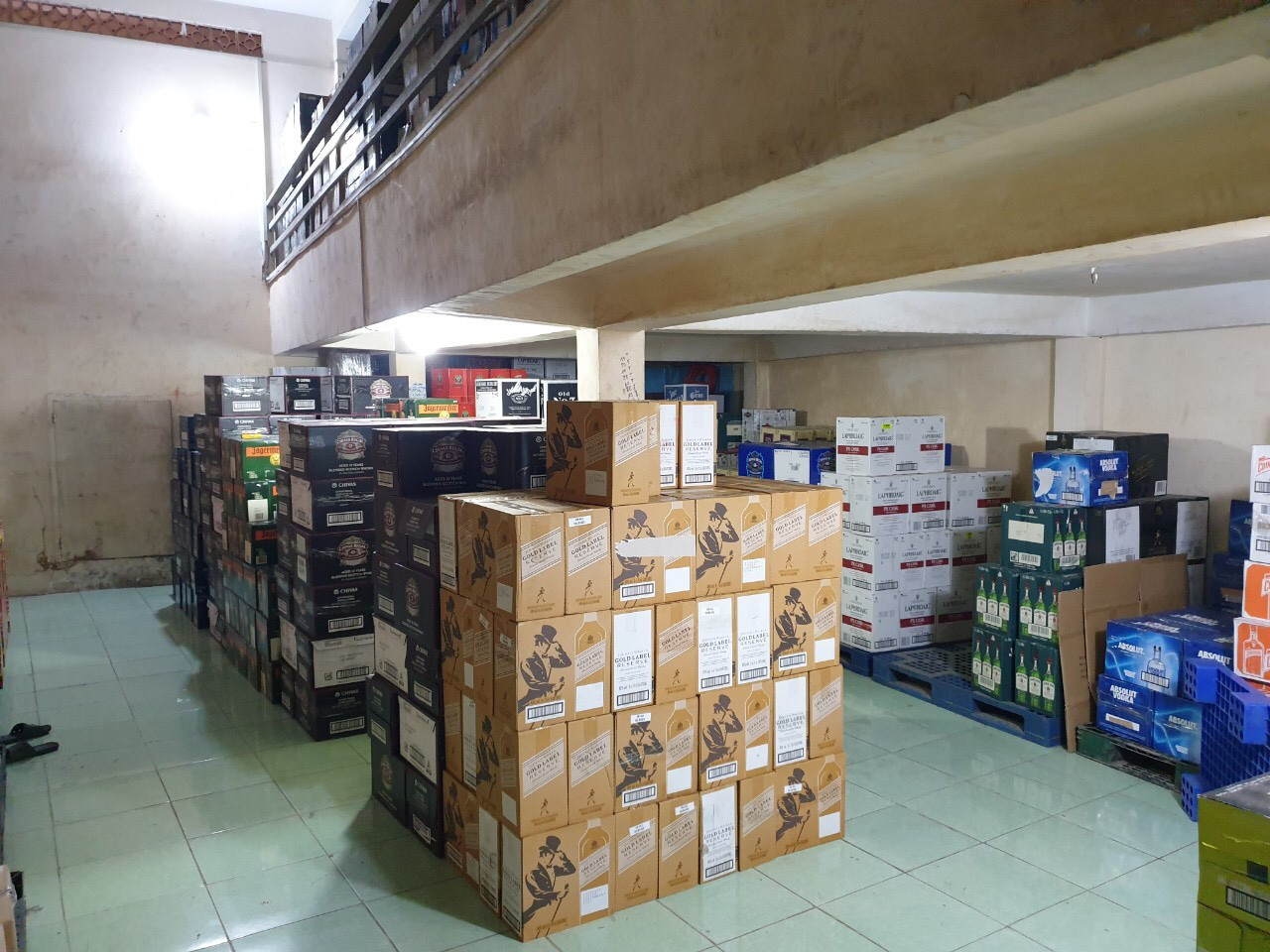Phát hiện bí mật trong kho hàng Công ty Đại Lợi ở TP HCM