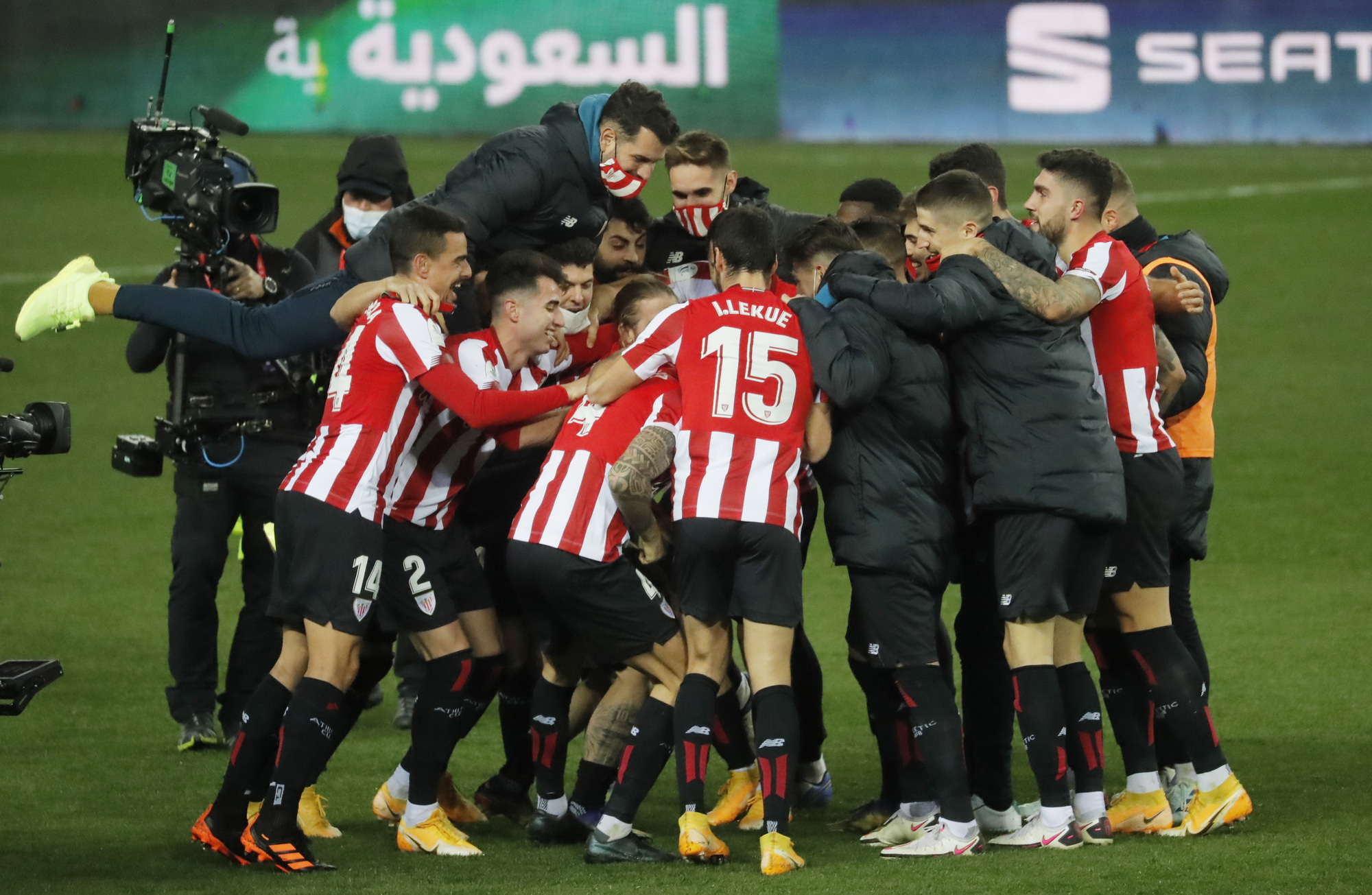 Thua thảm Bilbao, Real Madrid bị loại ở b&aacute;n kết Si&ecirc;u c&uacute;p T&acirc;y Ban Nha - Ảnh 7.