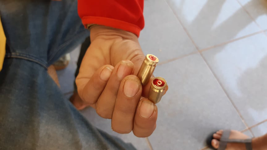 Công an nổ súng bắt vụ đánh bạc, 2 thanh niên trúng đạn?