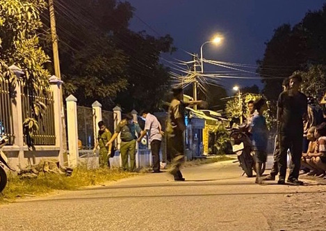 Mâu thuẫn giữa 2 cô gái nhưng nam thanh niên bị đâm tử vong
