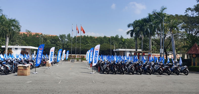 Tây Ninh: Một doanh nghiệp tặng 200 xe máy cho công nhân