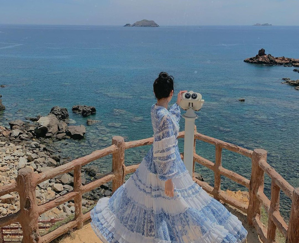 Đ&oacute;n nắng ấm ở biển Quy Nhơn, Nha Trang... dịp Tết &Acirc;m lịch - Ảnh 1.