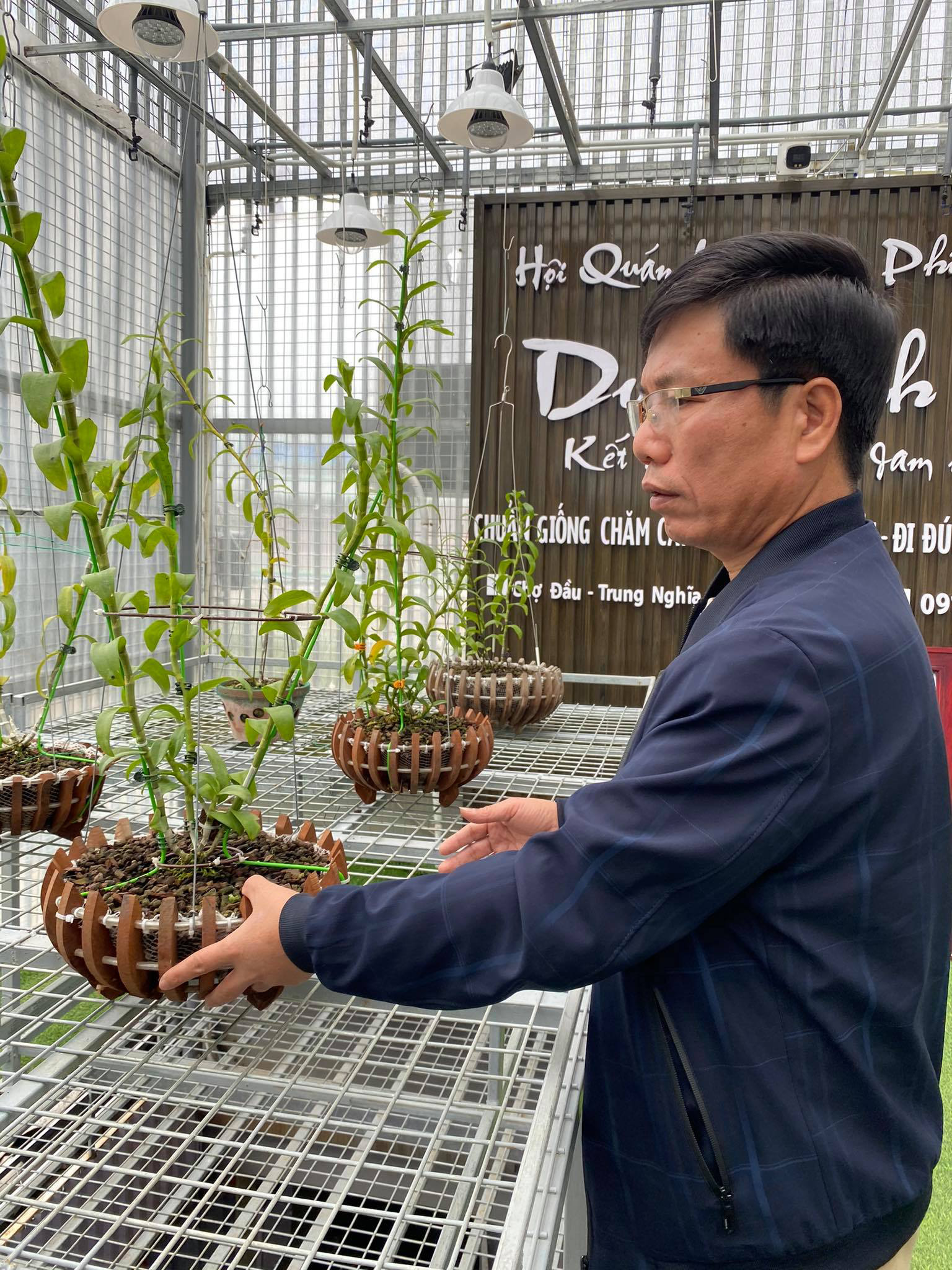 Chuyển hướng sang lan đột biến, Lê Thành Dư thành ông chủ vườn lan tiền tỉ - Ảnh 2.