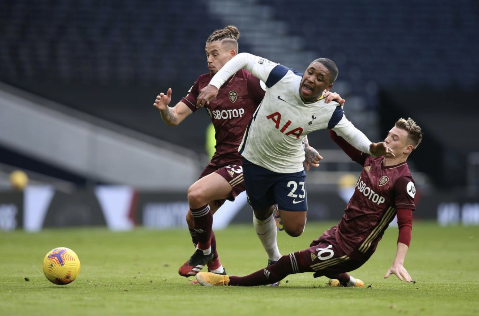 Son Heung-min chạm mốc 100 b&agrave;n thắng, Tottenham bay bổng Top 3 Ngoại hạng - Ảnh 3.