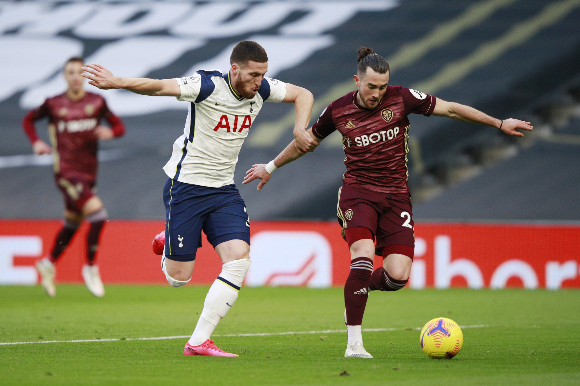 Son Heung-min chạm mốc 100 b&agrave;n thắng, Tottenham bay bổng Top 3 Ngoại hạng - Ảnh 2.
