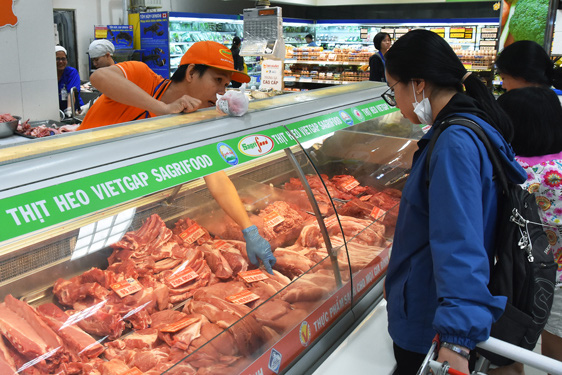 TP HCM bảo đảm nguồn thịt heo Tết