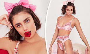“Thiên thần nội y” Taylor Hill khoe thân hình “bốc lửa”