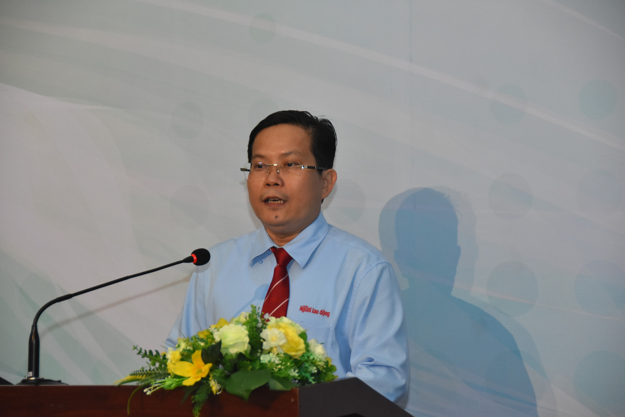 Toạ đ&agrave;m &ldquo;Nhận diện, đẩy l&ugrave;i hoạt động t&iacute;n dụng đen&rdquo; - Ảnh 2.