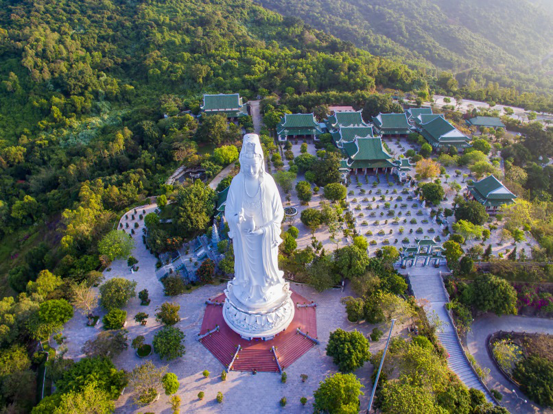 Đầu năm lễ phật cầu an, không thể bỏ qua những ngôi chùa này - Ảnh 4.