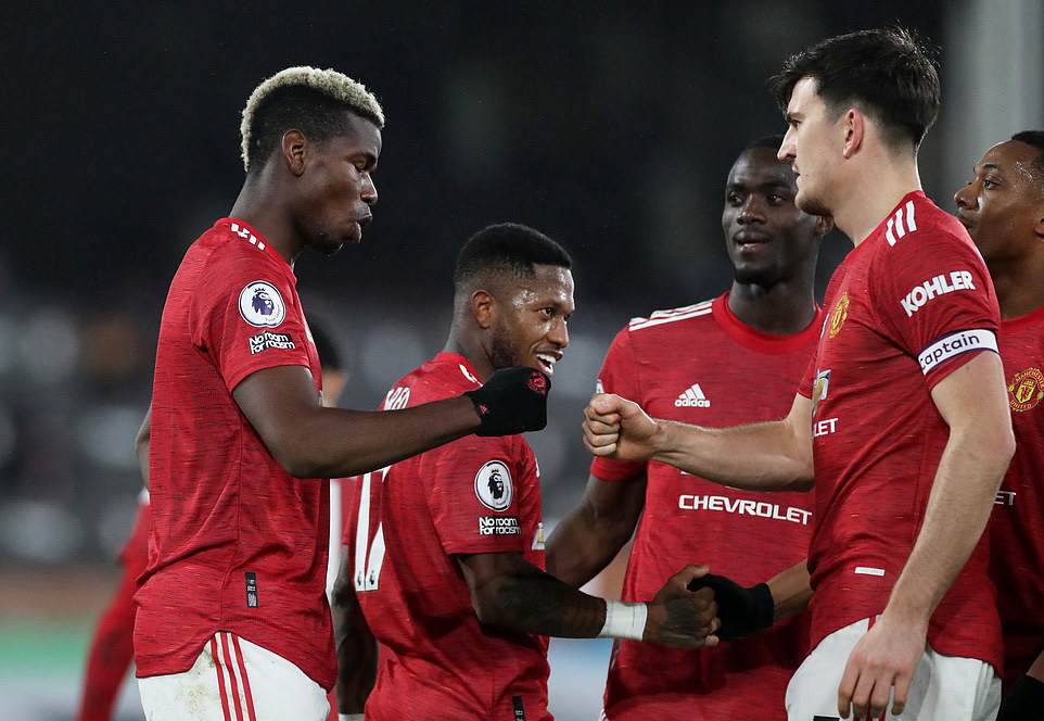 Man United đại náo Craven Cottage, đoạt ngôi đầu từ tay Man City