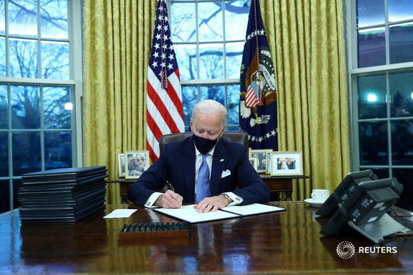 Phe Cộng hòa hối thúc Tổng thống Biden trừng phạt Trung Quốc