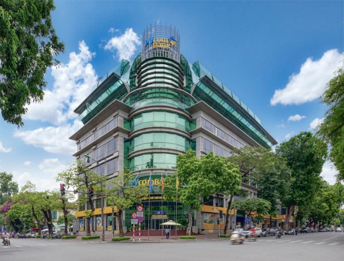 Ba ngân hàng bị chiếm đoạt 430 tỉ đồng bởi Nguyễn Thị Hà Thành