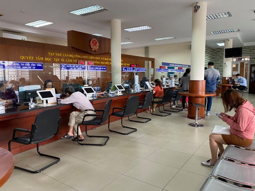 TP Thủ Đức tiếp nhận, trả kết quả giải quyết hồ sơ h&agrave;nh ch&iacute;nh tại 3 địa điểm - Ảnh 1.