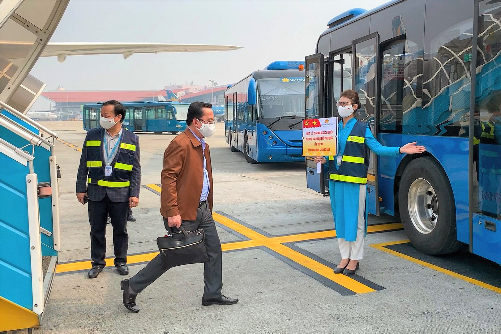 Ngày bay cao điểm nhất phục vụ đại biểu dự Đại hội Đảng XIII