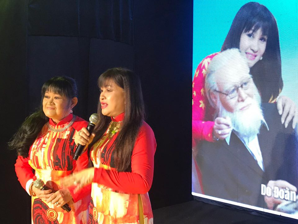 Cuối năm, hai học bổng nghệ sĩ trao tặng cho con em công nhân sân khấu
