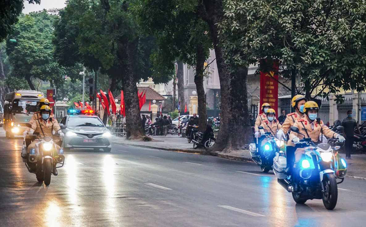 Cận cảnh: Dẫn đo&agrave;n đại biểu dự Đại hội XIII - Ảnh 5.