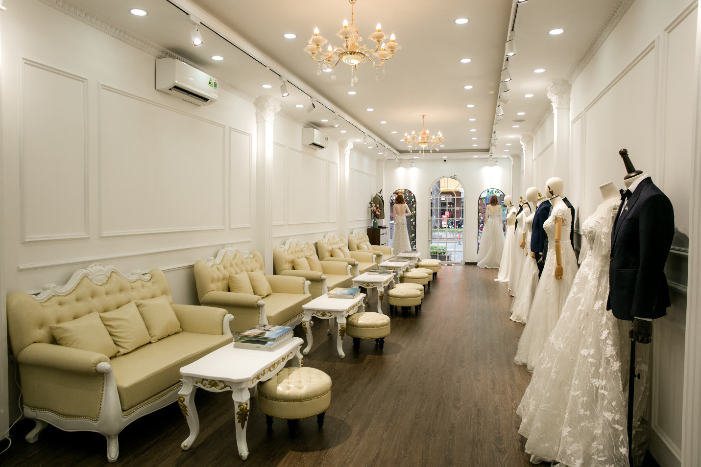 Bật mí những địa điểm chụp ảnh cưới lý tưởng ở TP HCM - Ảnh 6.