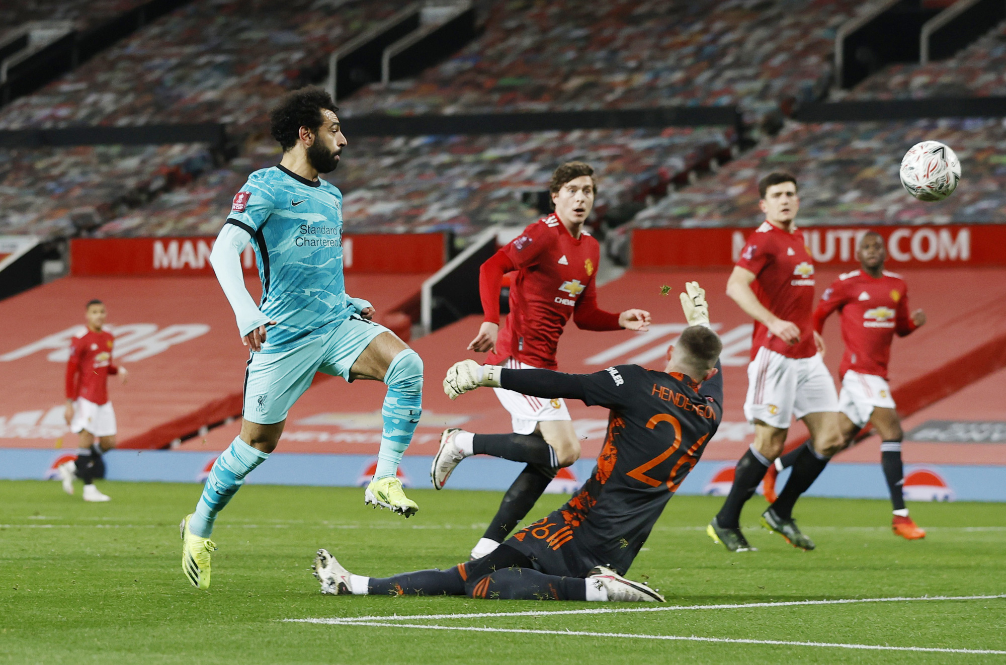 Rượt đuổi kịch tính tại Old Trafford, Man United quật ngã Liverpool - Ảnh 3.