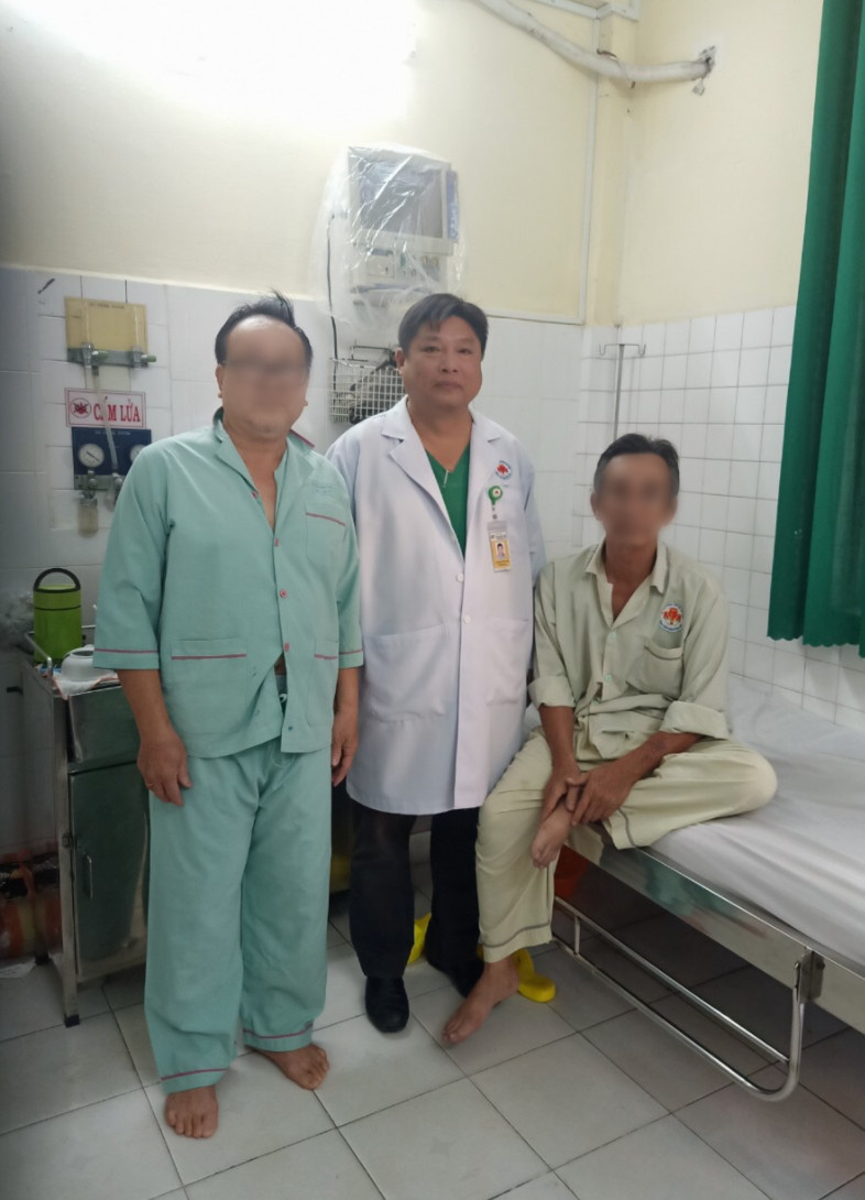 Đi uống cà phê, người đàn ông ở Bình Tân bỗng lăn ra giữa đường