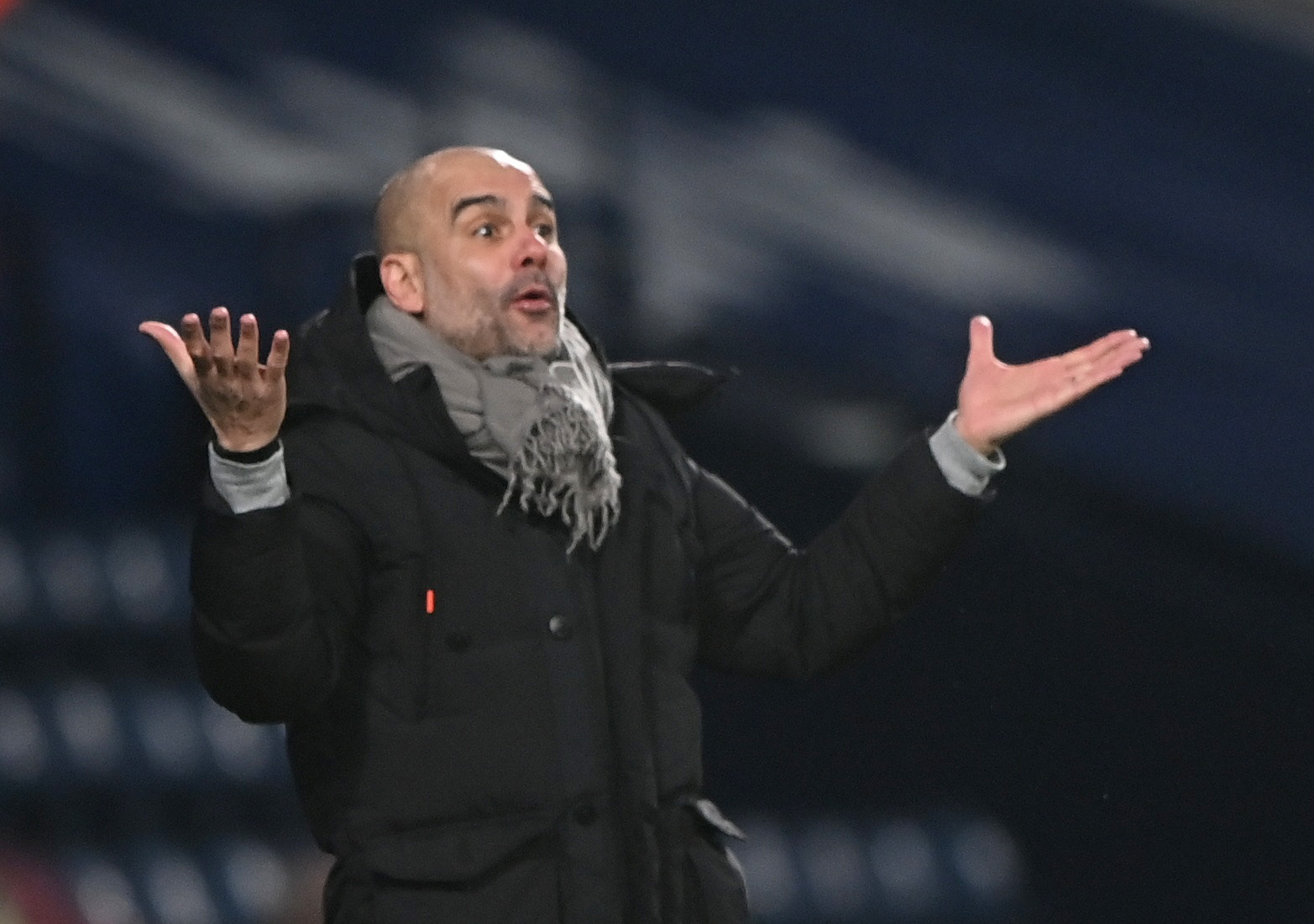 HLV Guardiola n&oacute;i g&igrave; khi Man City chiếm ng&ocirc;i đầu bảng của Man United? - Ảnh 3.