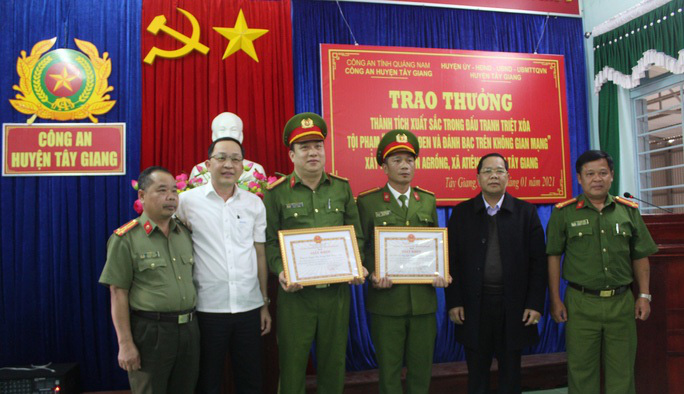Quảng Nam: Công an triệt phá đường dây ghi số đề 100 triệu/ngày