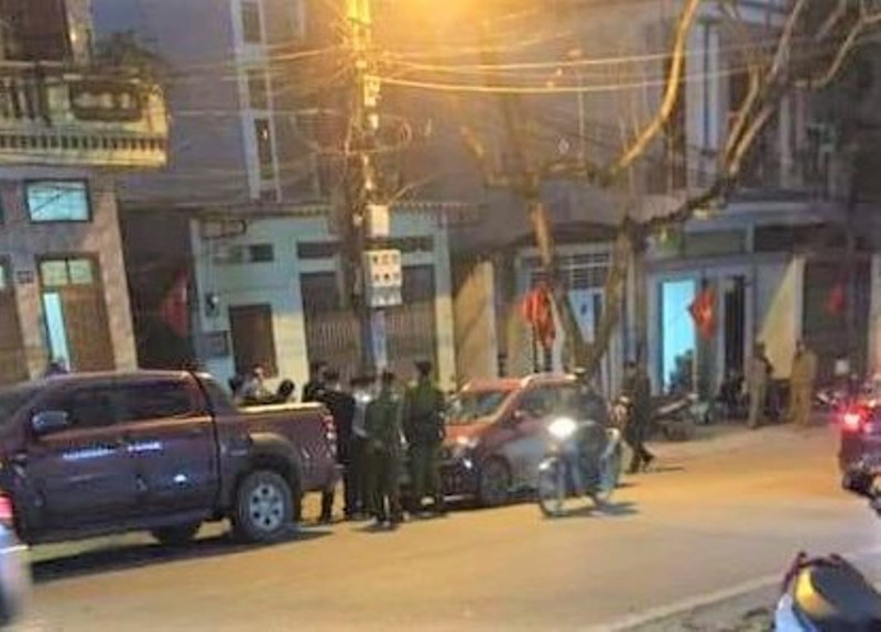 Thi thể người phụ nữ bốc mùi trong căn nhà khóa trái
