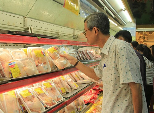 Tăng nguồn thịt gà, vịt phục vụ Tết