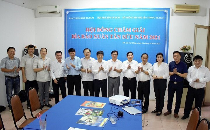 B&aacute;o Người Lao Động đoạt giải nh&igrave; Cuộc thi b&igrave;a B&aacute;o Xu&acirc;n T&acirc;n Sửu 2021 - Ảnh 7.