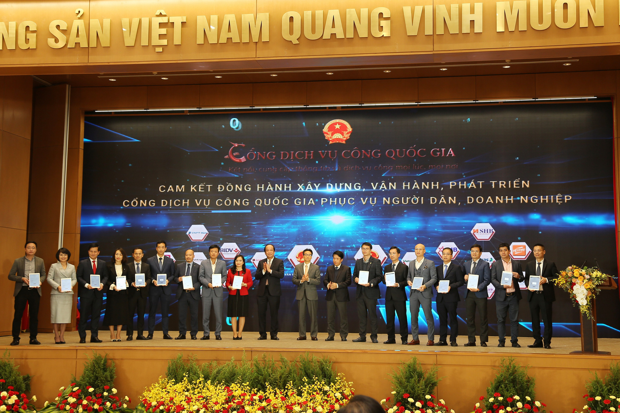 Ví điện tử MoMo, Payoo… đóng góp tích cực cho Cổng Dịch vụ công Quốc gia - Ảnh 1.