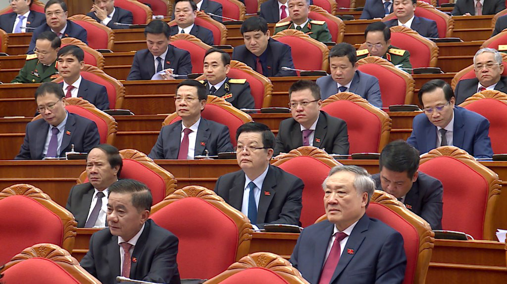 Ch&ugrave;m ảnh: Trung ương kh&oacute;a XIII họp bầu Bộ Ch&iacute;nh trị, Tổng B&iacute; thư - Ảnh 8.