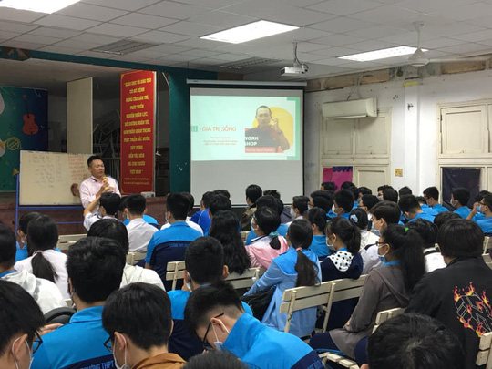 TP HCM: Nhiều học sinh Trường THPT Bùi Thị Xuân nghỉ học do có phụ huynh liên quan Covid-19