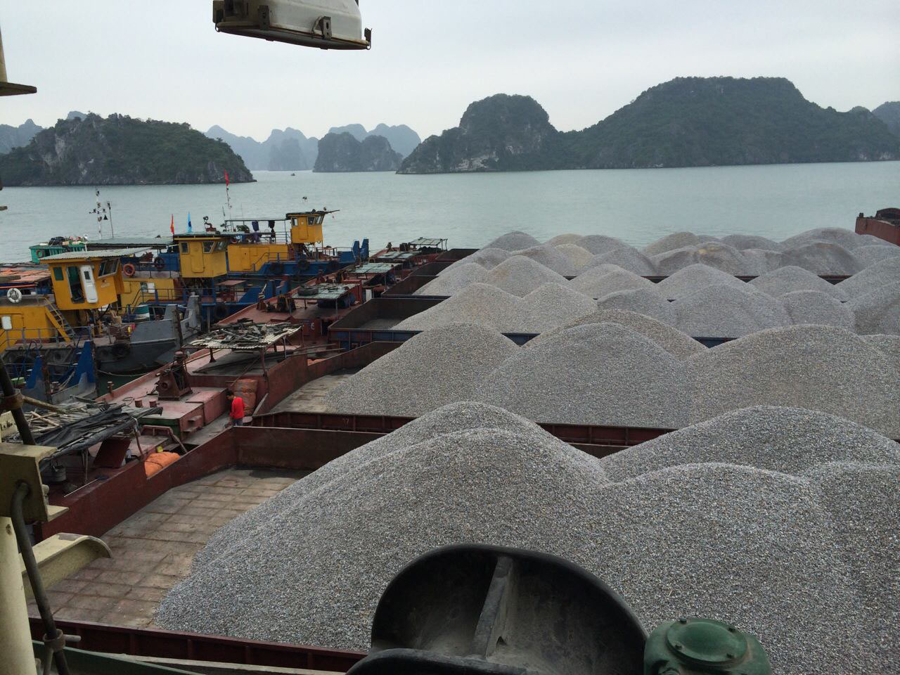 Doanh nghiệp mất tiền tỉ vì công văn... hỏa tốc