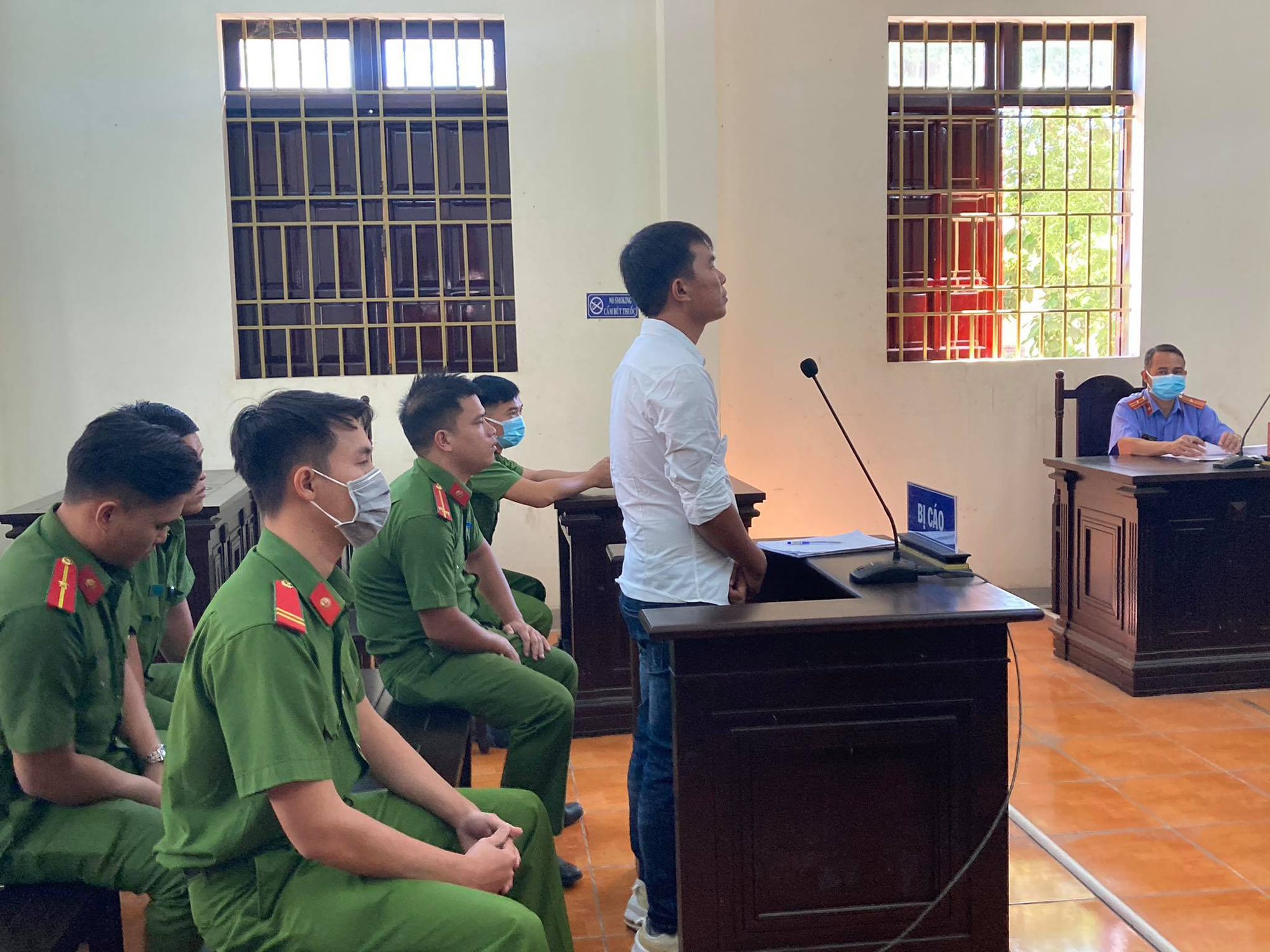 Đồng Nai: Nói "xấu" 2 nữ lãnh đạo huyện trên Facebook, nam thanh niên lãnh án