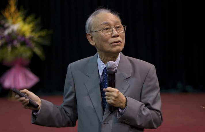 Nhà thiên văn học nổi tiếng thế giới Nguyễn Quang Riệu qua đời vì Covid-19
