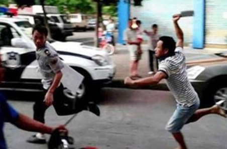 Hai nhóm thanh niên hẹn nhau huyết chiến như trong phim