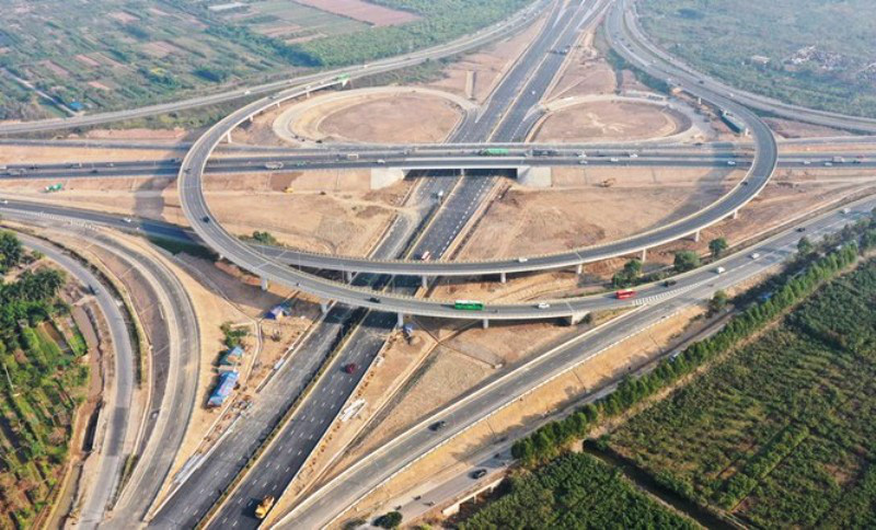Thủ tướng cắt băng khánh thành nút giao thông quan trọng của Thủ đô