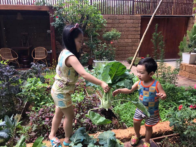 T&ograve; m&ograve; ng&ocirc;i nh&agrave; đẹp như mơ trong phim &ldquo;Gia đ&igrave;nh l&agrave; số 1&rdquo; - Ảnh 11.