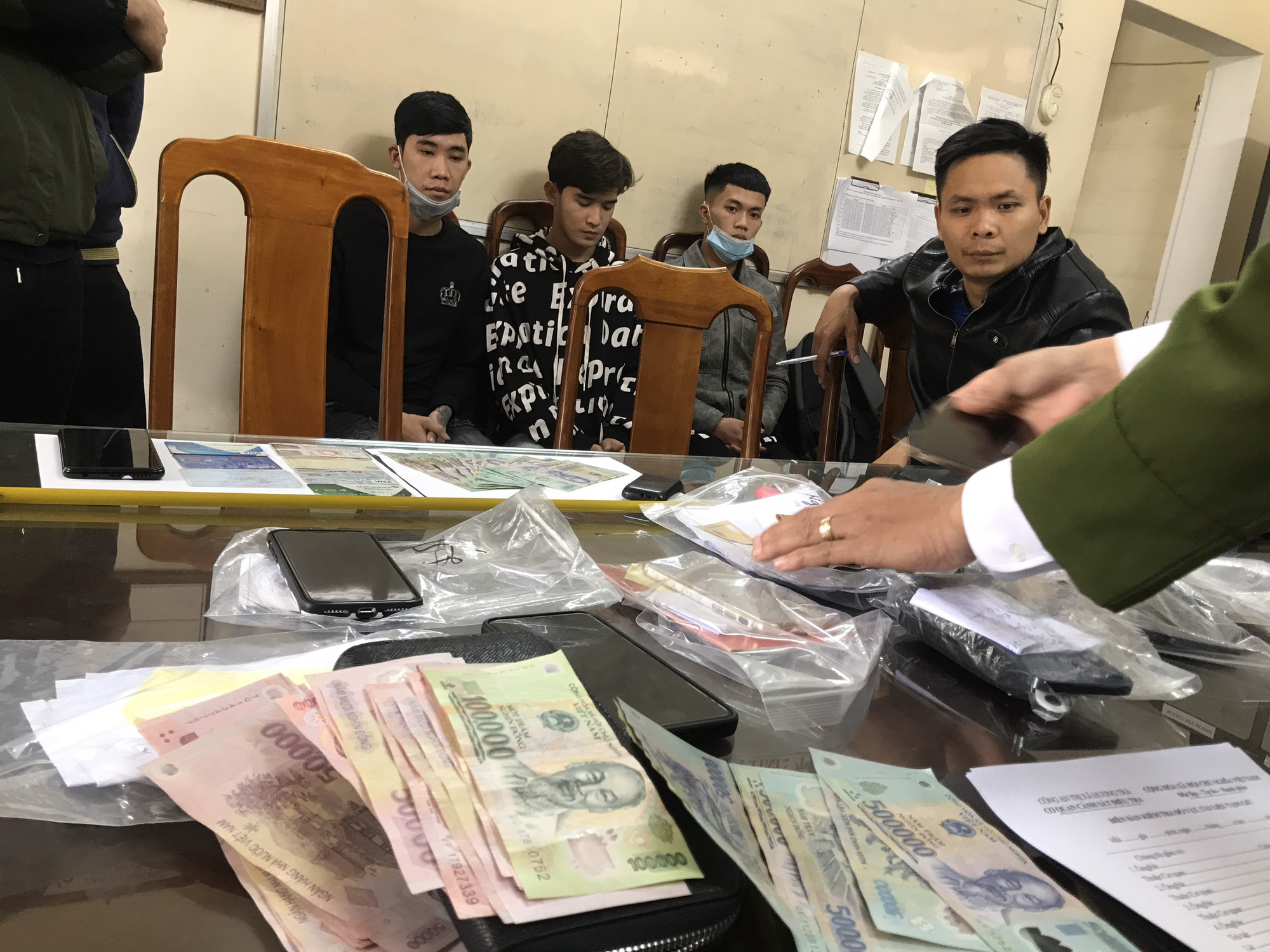 Người vay tiền qua mạng nên cảnh giác với mánh khóe lừa đảo này