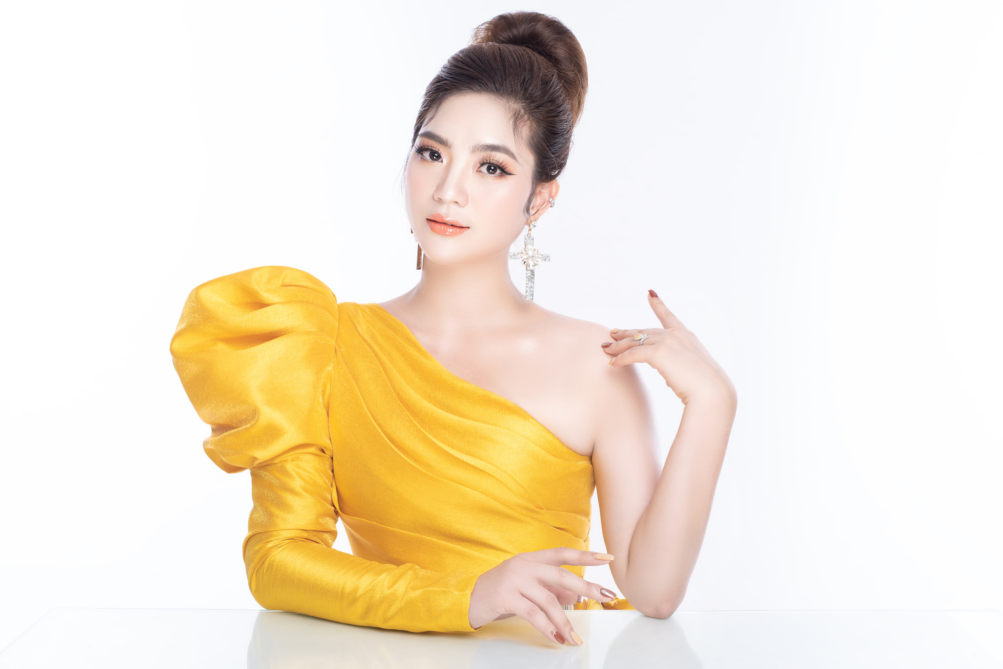 CEO Bảo Trang Academy - ho&agrave;i b&atilde;o đưa thương hiệu mỹ phẩm Việt ra thế giới - Ảnh 4.