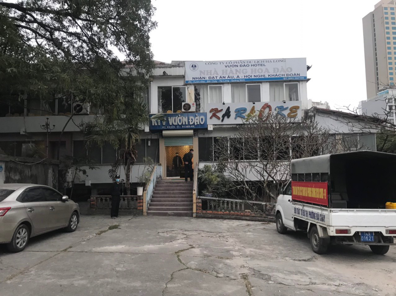 Xem thường phòng dịch Covid-19, khách hát và nhân viên bị cách ly tại quán karaoke