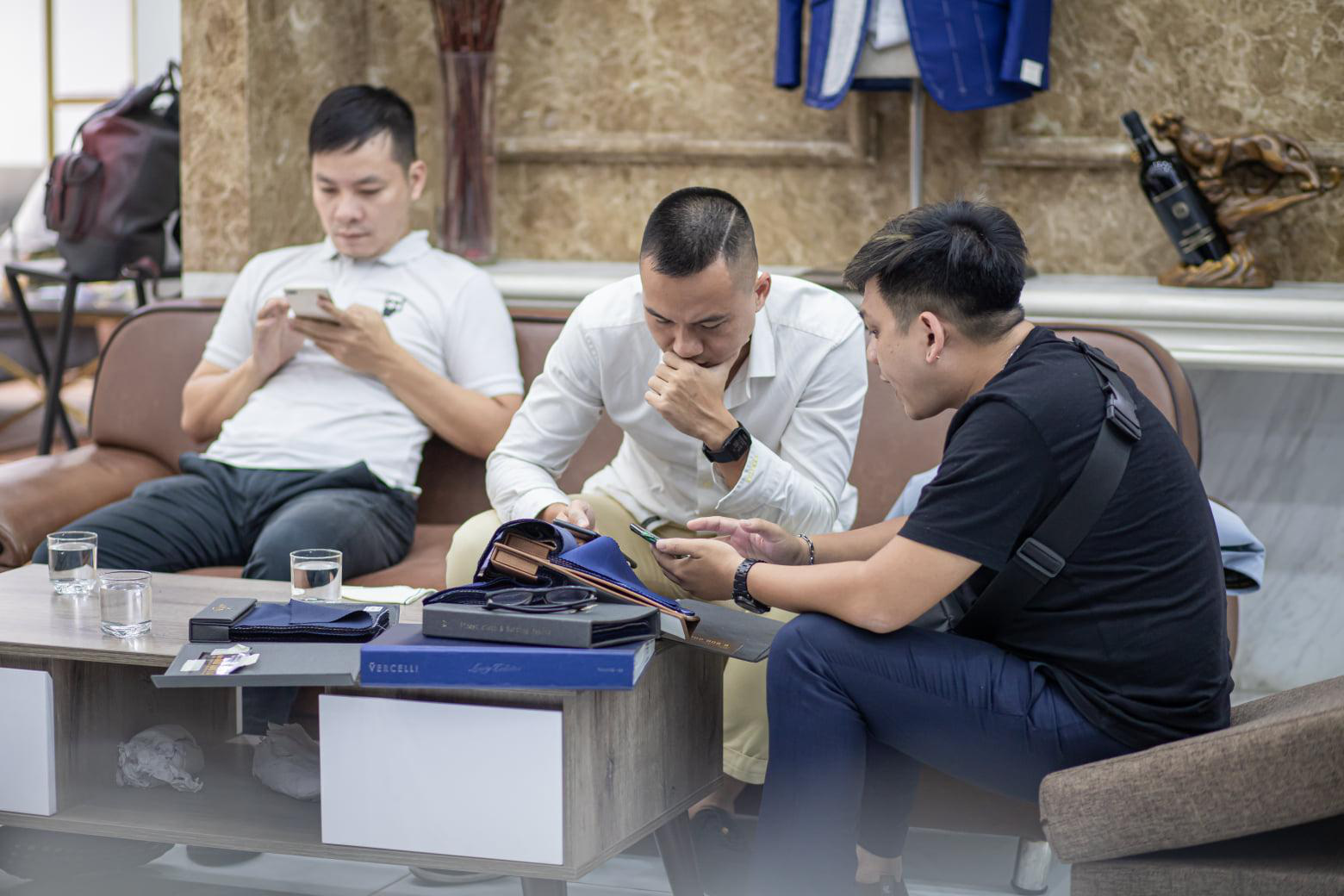 Đặng Khang - CEO Mon Amie, người viết n&ecirc;n c&acirc;u chuyện về hệ thống may đo đầu ti&ecirc;n tại Việt Nam. - Ảnh 6.