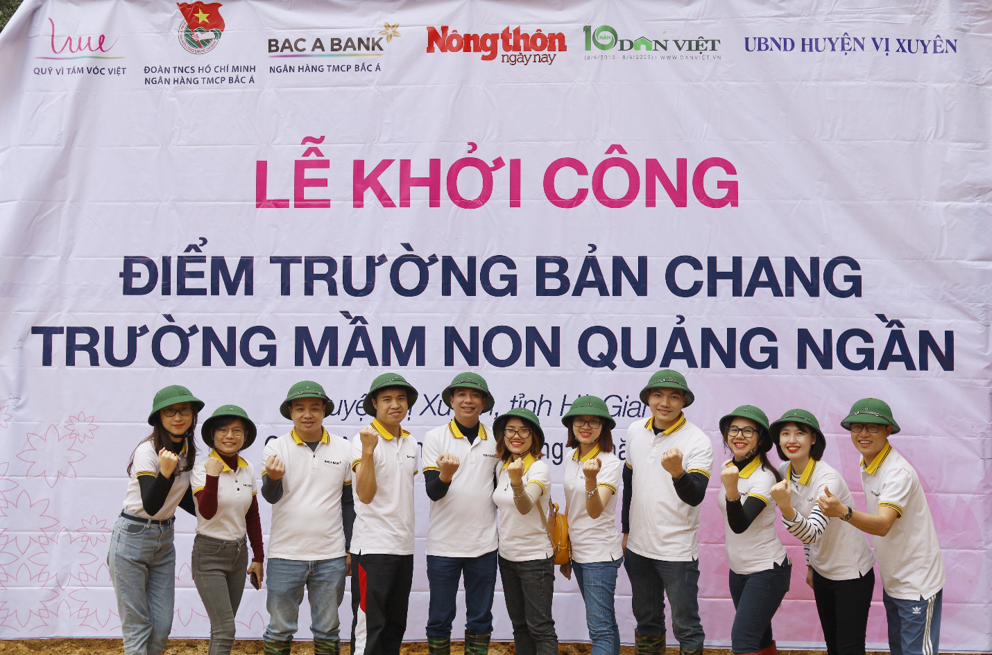 Lần đầu g&oacute;p sức x&acirc;y trường học - trải nghiệm kh&oacute; qu&ecirc;n tại Bản Chang - Ảnh 8.