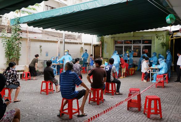 TP HCM: Hơn 2.100 mẫu xét nghiệm Covid-19 tại khu Mả Lạng cho kết quả âm tính