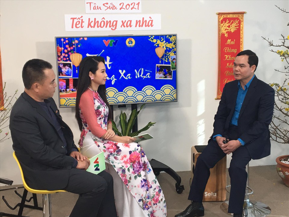 Gần 1,5 triệu công nhân ở lại địa phương làm việc đón Tết