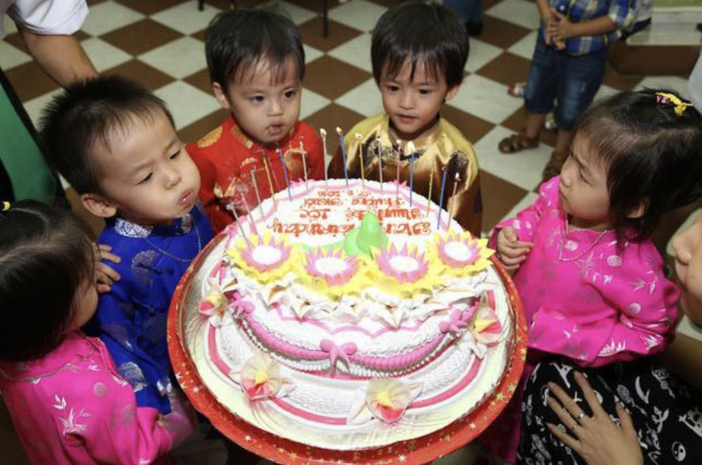 Ca sinh 5 đầu ti&ecirc;n ở TP HCM b&acirc;y giờ ra sao? - Ảnh 10.