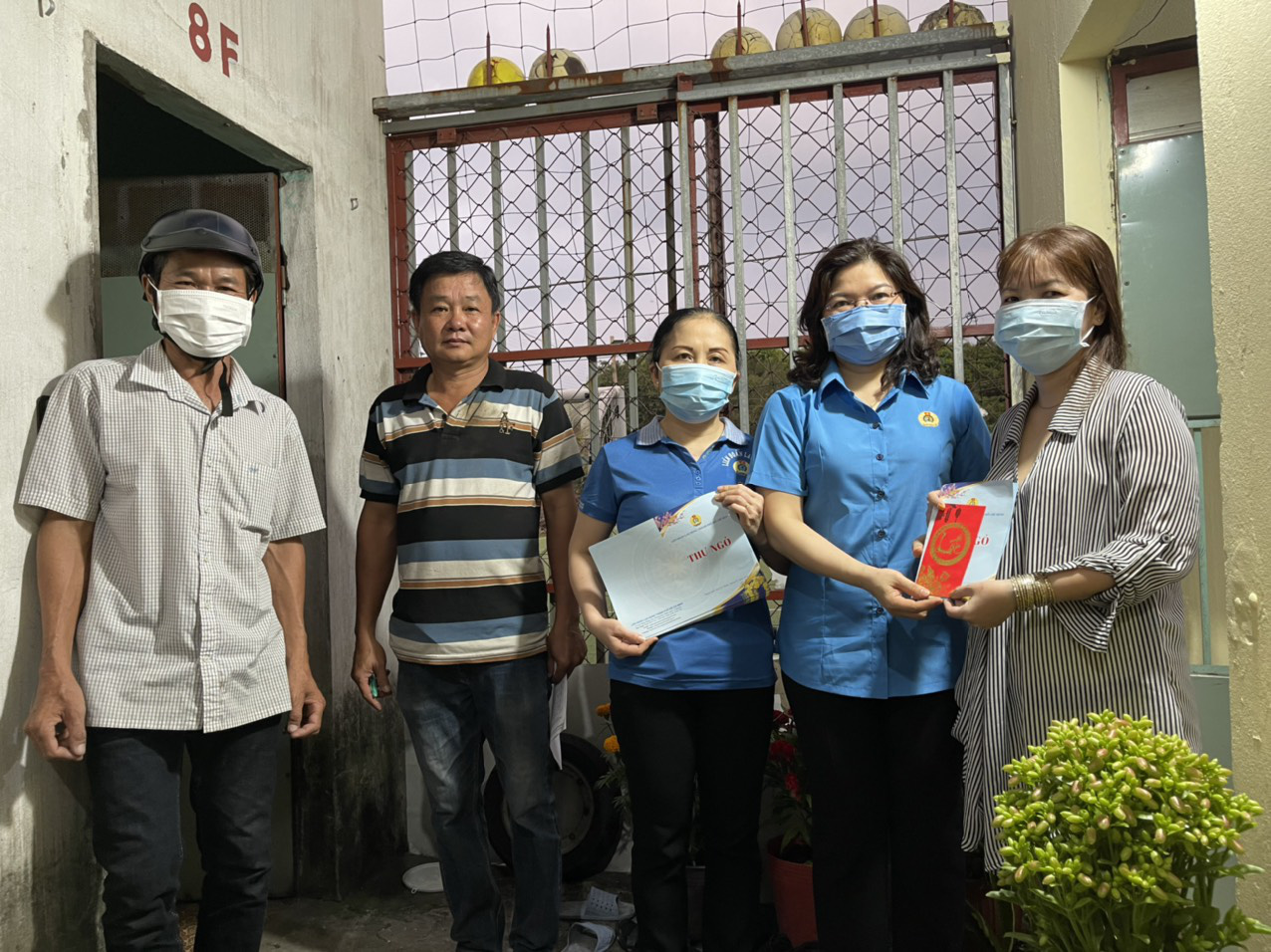 Chăm lo tết thiết thực cho đo&agrave;n vi&ecirc;n, lao động kh&oacute; khăn - Ảnh 1.